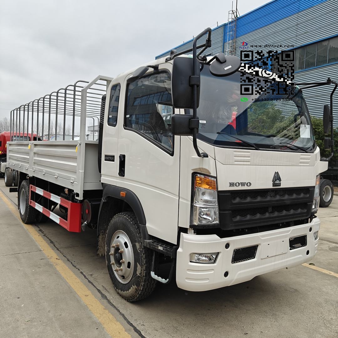 pd howo stake truck